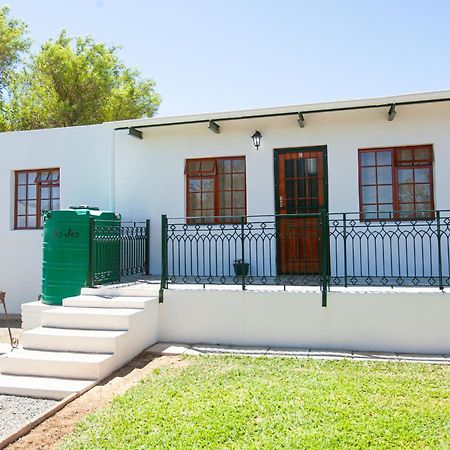4 Rothman Street B&B Graaff Reinet Exterior photo