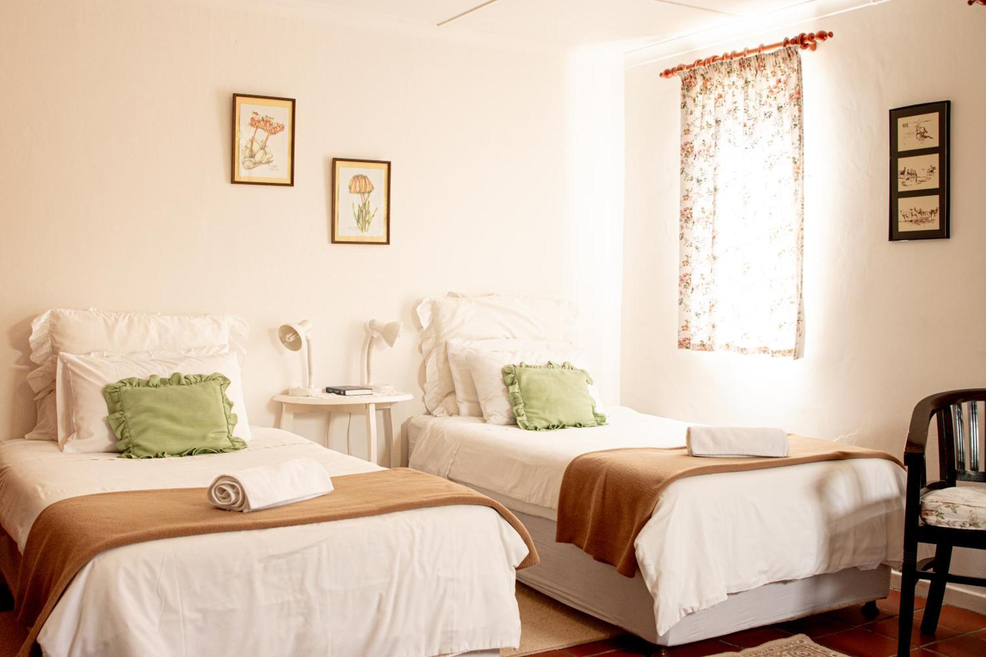 4 Rothman Street B&B Graaff Reinet Exterior photo